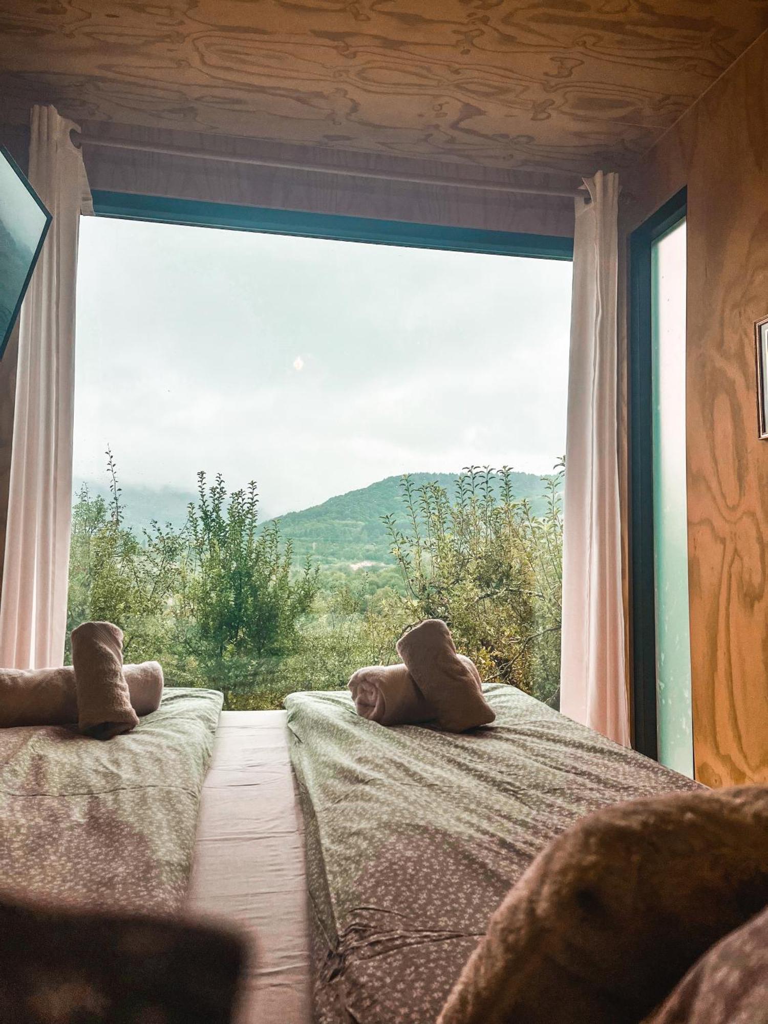 Elysian Fields - The Island Tiny House Bed & Breakfast Sadu Luaran gambar